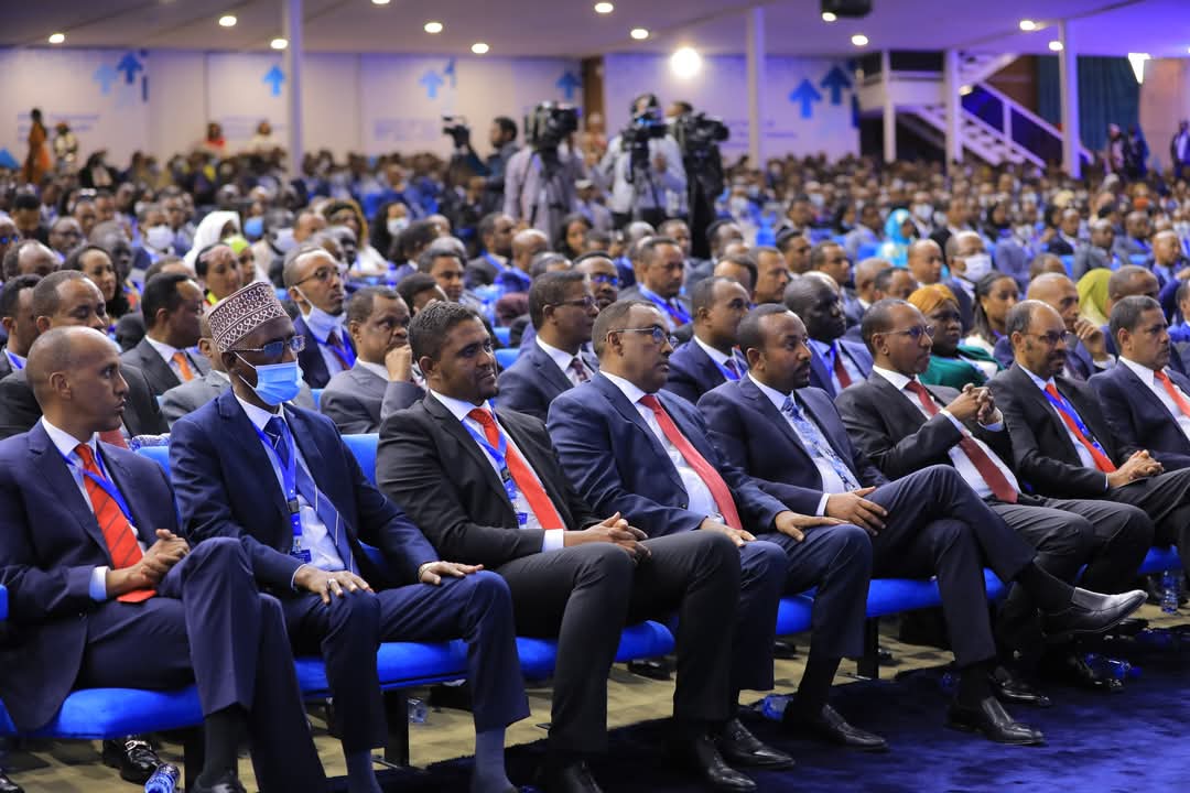 ከፈተና ወደ ልዕልና በሚል መሪ ቃል ለሦስት ቀናት ሲካሄድ የቆየው የብልጽግና ፓርቲ የመጀመሪያ ጉባዔ ባለስድስት ነጥብ የአቋም መግለጫ በማውጣት ተጠናቋል